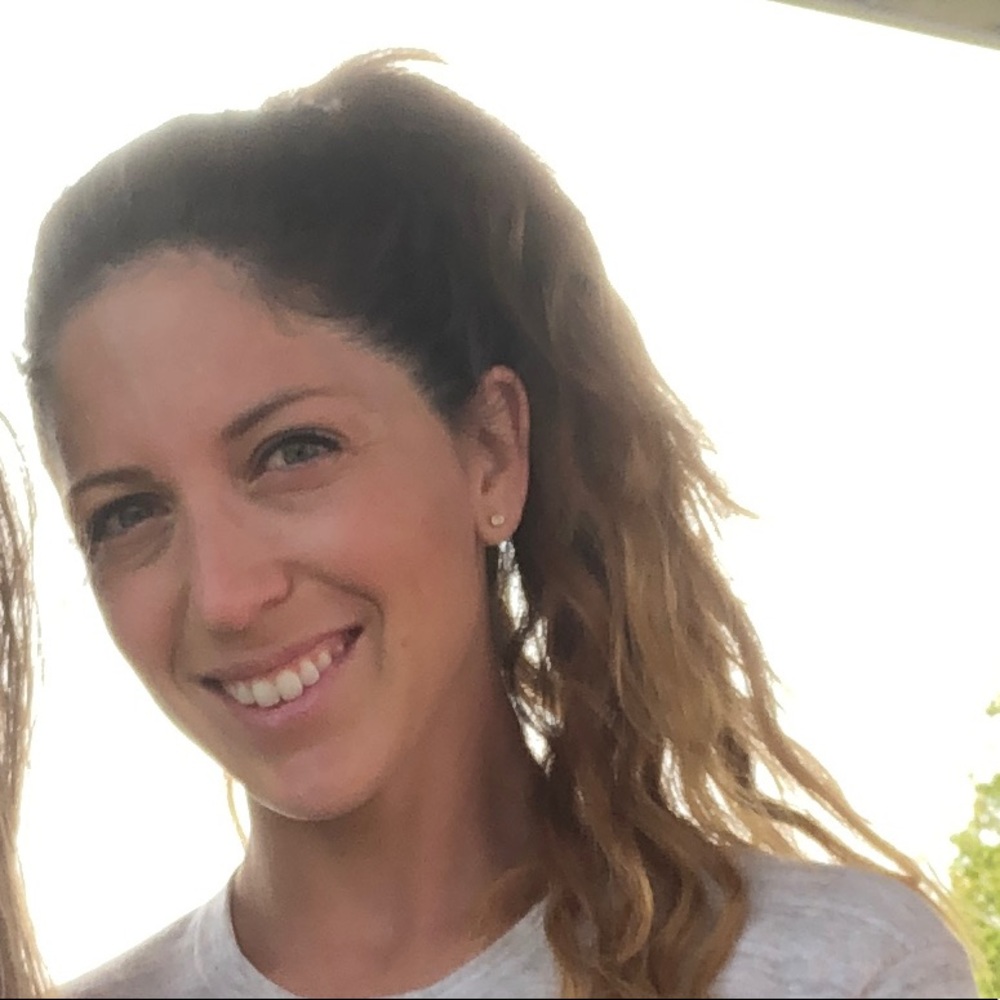 Meet your Posher, Joelle